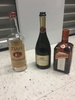 Liquor bottle set