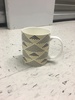 Grey triangle pattern mug